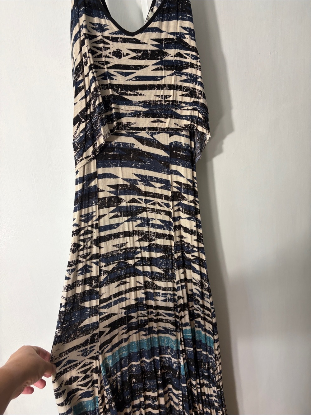 Ecote Dress - Picture 2 of 5